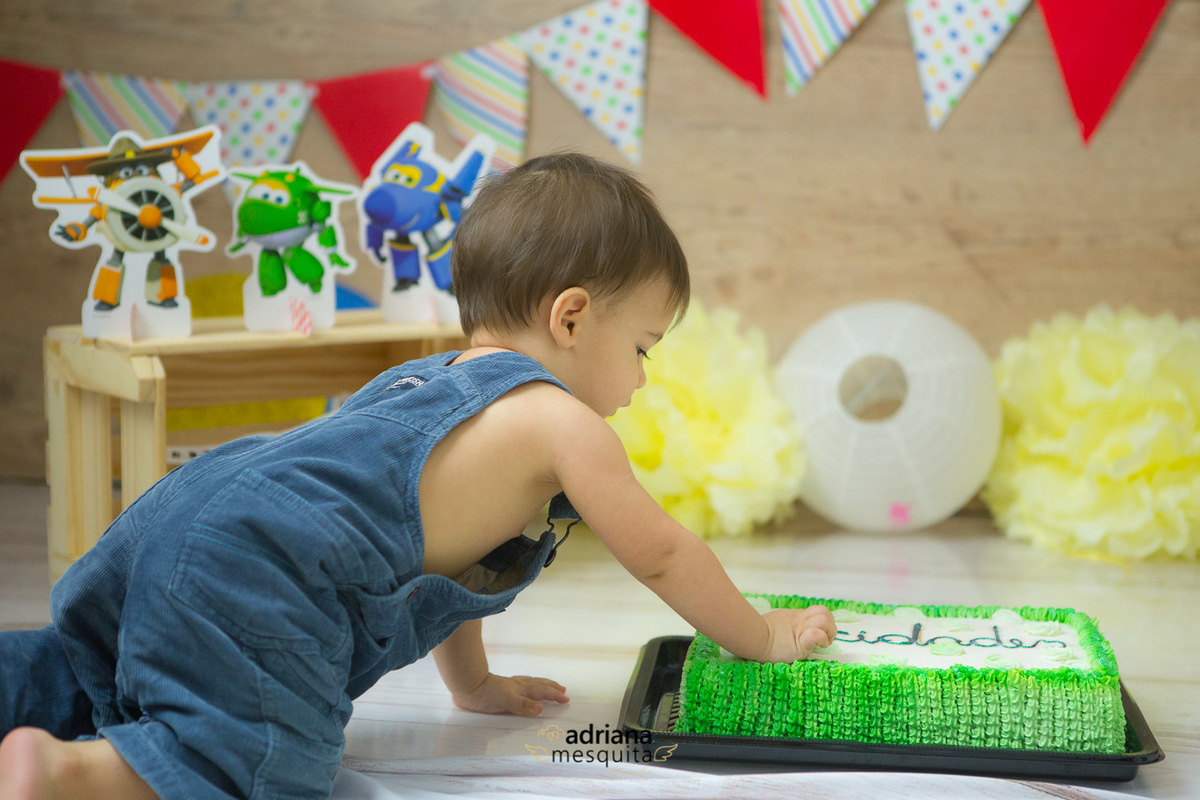 ensaio smash the cake bolo 1 ano estúdio banho de sabão uberlândia