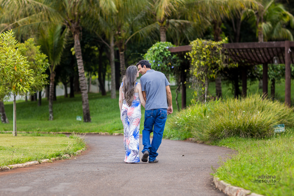 Ensaio Gestante da Luana e Gabriel no Praia Clube, registro pela fotografa de Familia Adriana Mesquita 