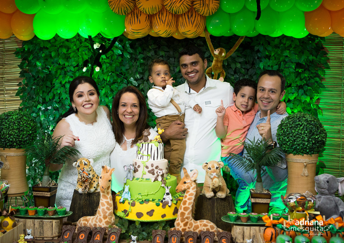 Aniversário do João Lucas ao estilo Safari by a fotografo Adriana Mesquita