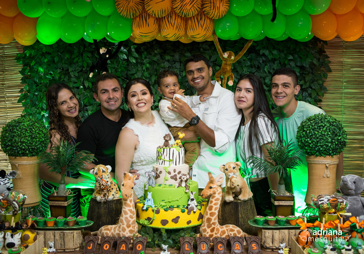 Aniversário do João Lucas ao estilo Safari by a fotografo Adriana Mesquita