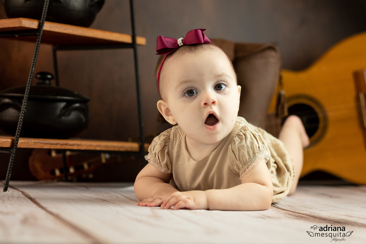 Cecilia com 9 meses no cenario Caipirina