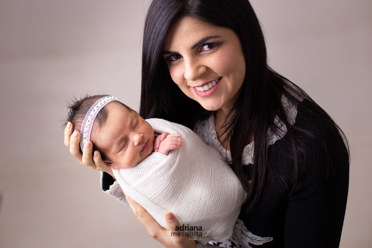 ensaio em estudio da pequena alice com 9 dias, Adriana Mesquita