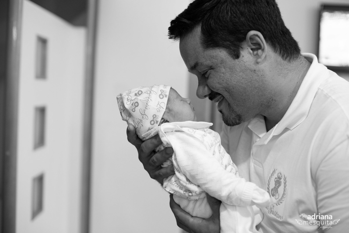 Fotografa Adriana Mesquita registrando o parto do Luis Gustavo