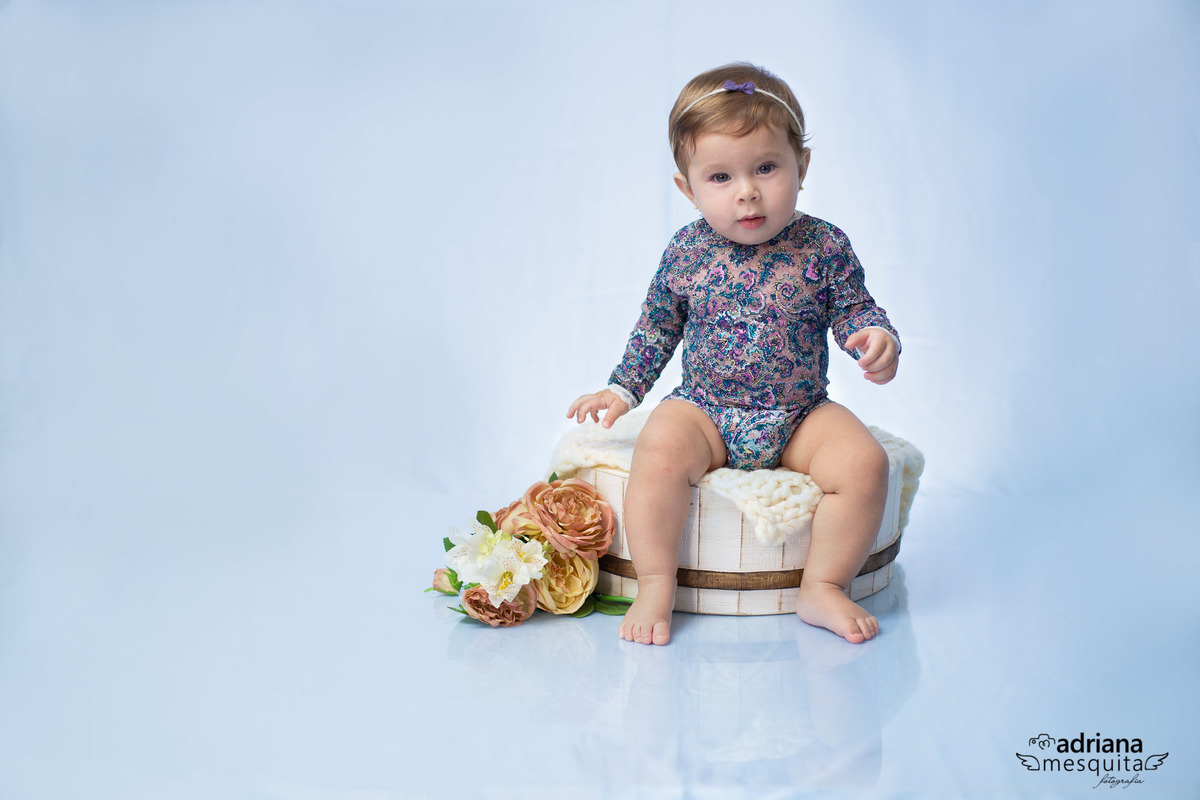 Ensaio de estudio, Fotografa Adriana mesquita, no registro de 8 meses da Ana Luiza