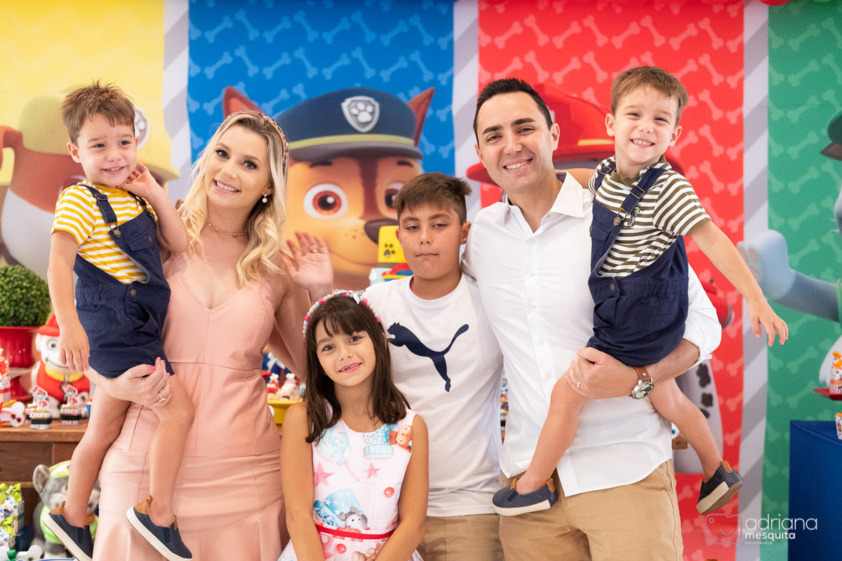 aniversário infantil bala e balão raul e rodrigo patrulha canina adriana mesquita