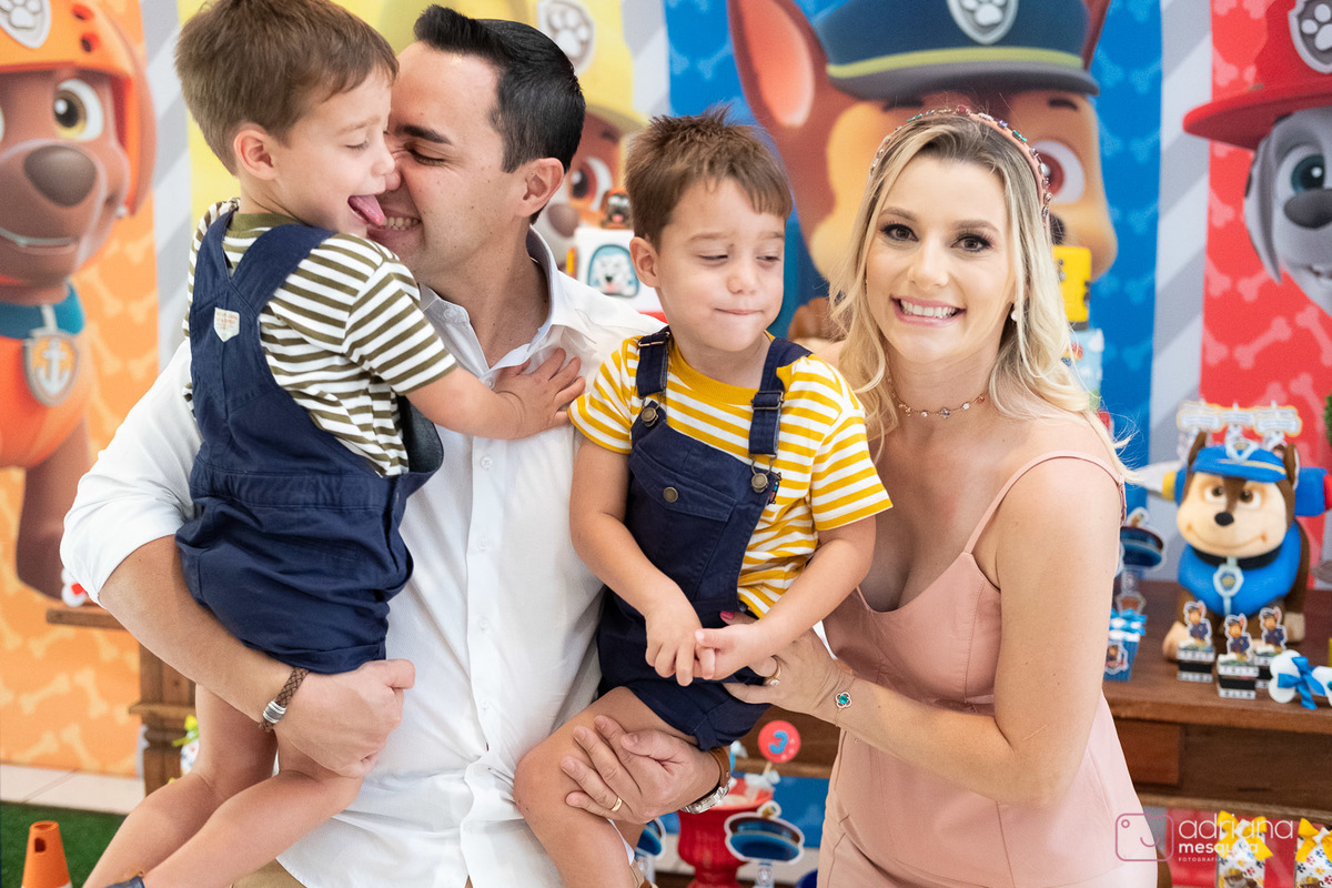 aniversário infantil bala e balão raul e rodrigo patrulha canina adriana mesquita