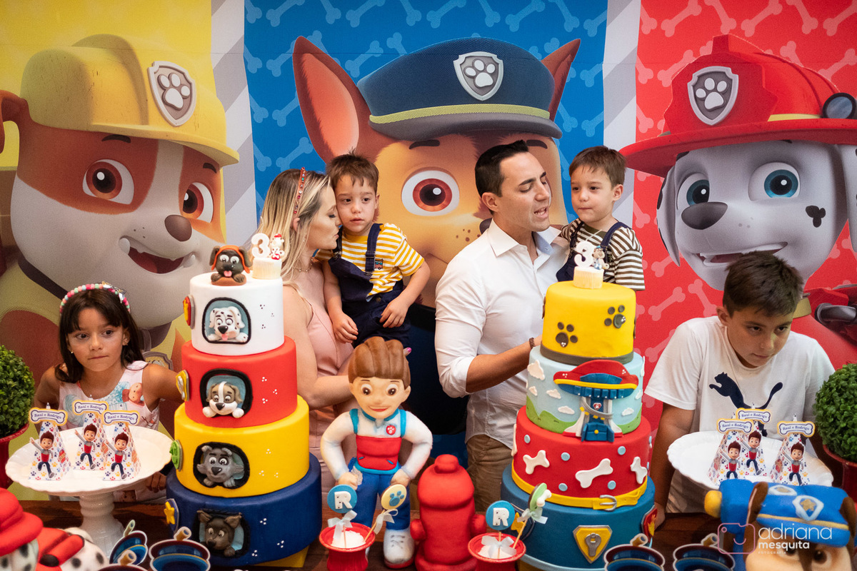 aniversário infantil bala e balão raul e rodrigo patrulha canina adriana mesquita