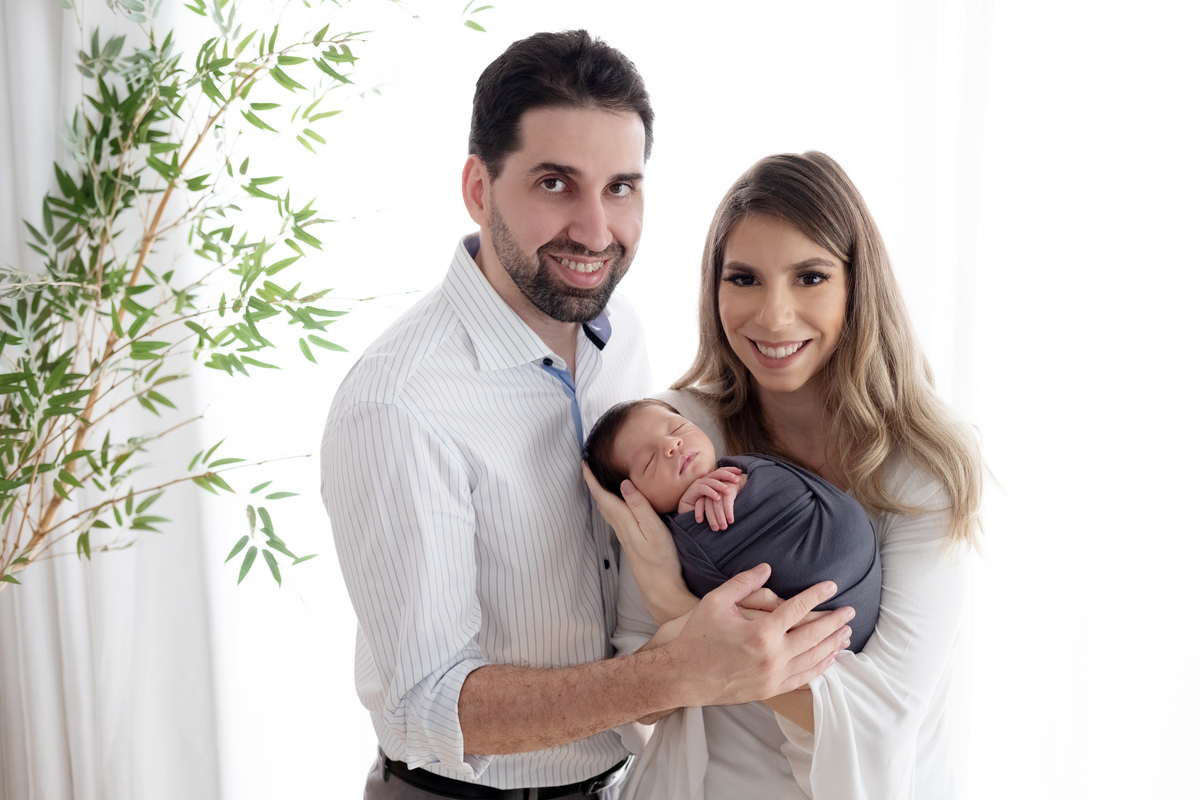 ensaio recém nascido em estúdio uberlândia adriana mesquita