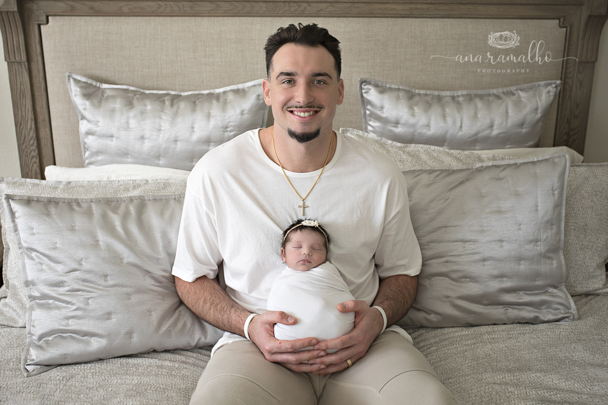 Ayla-newborn-photo-session-denver-inhome-photo-shoot