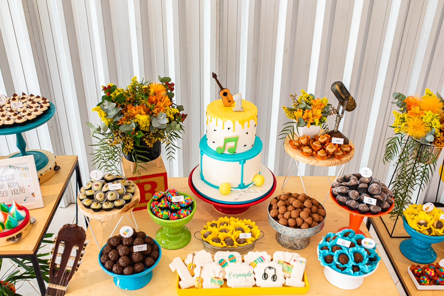 Foto da decoração tema música - melancia faz a festa