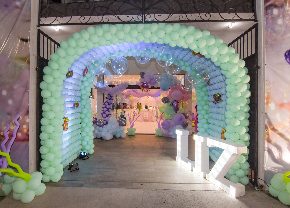 DECORAÇÃO DE BALÃO