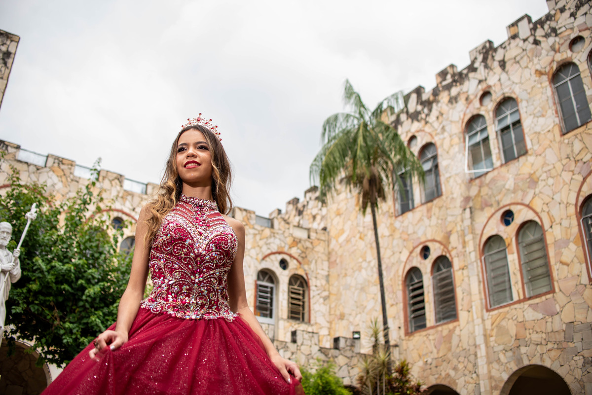 debutante mosteriro sagrada face