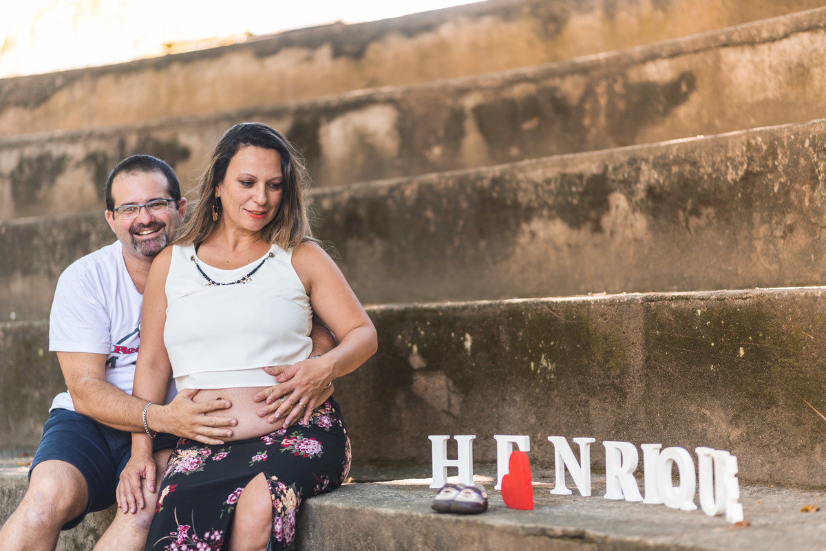 casal a espera do Henrique