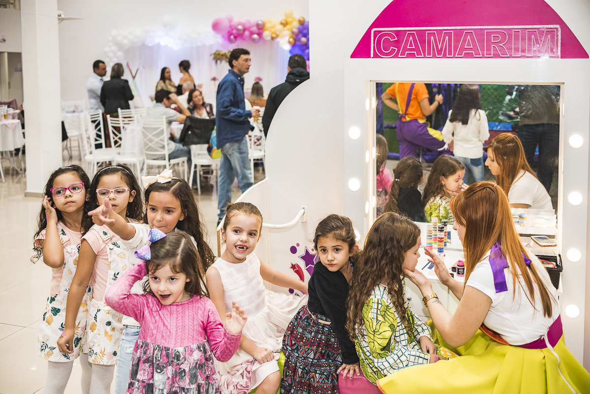 Diversão garantida pintura facial