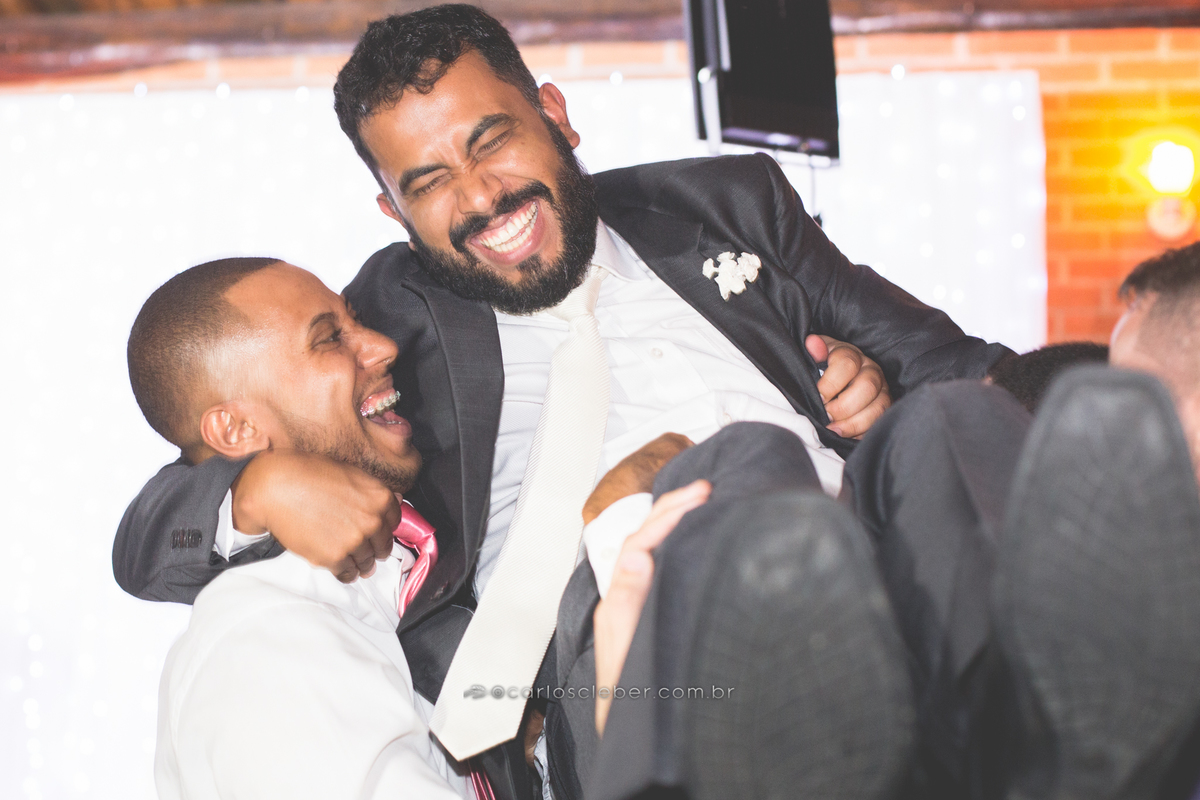 contato: 12988596888 
www.carloscleber.com.br 
contato@carloscleber.com.br
©Todos Os Direitos Reservados