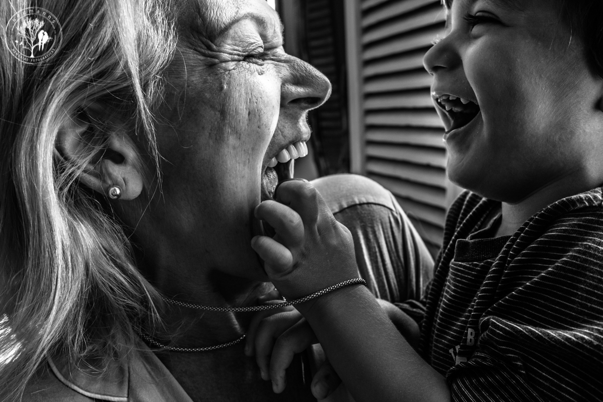 avó e neto trocando olhares no hotel fazenda união, casamento na fazenda união, casamento no campo, casamento na serra, fotos do casamento, neumanns fotografia, cerimonial Vivian Lahr