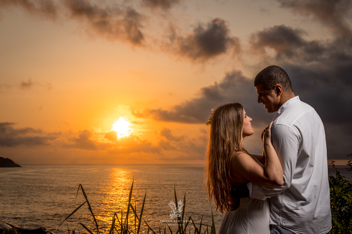 Ensaio pré wedding ambiente externo paisagem praia mirante do roncador