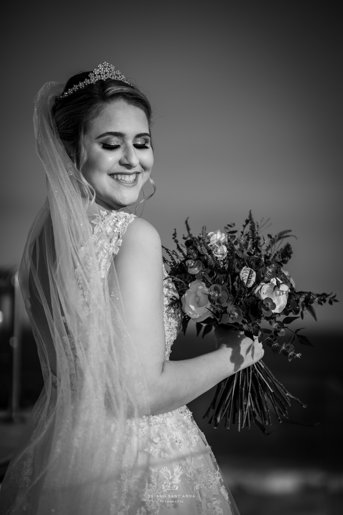 Making of da noiva sacada hotel maquiagem make buquê vestido véu grinalda