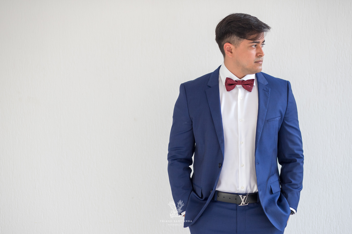 Making of do noivo terno azul gravata borboleta vermelha 
