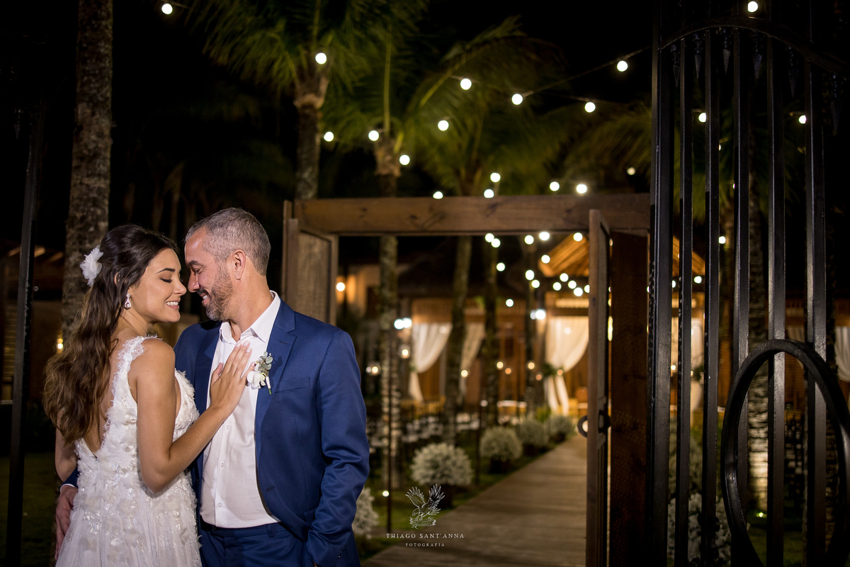 Noivos portão de entrada cerimônia