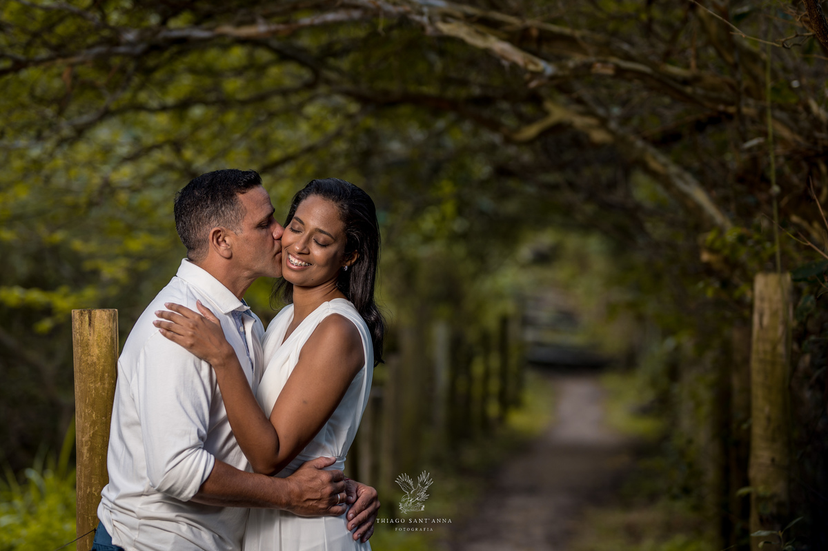 Ensaio pré wedding ambiente externo paisagem Grumari