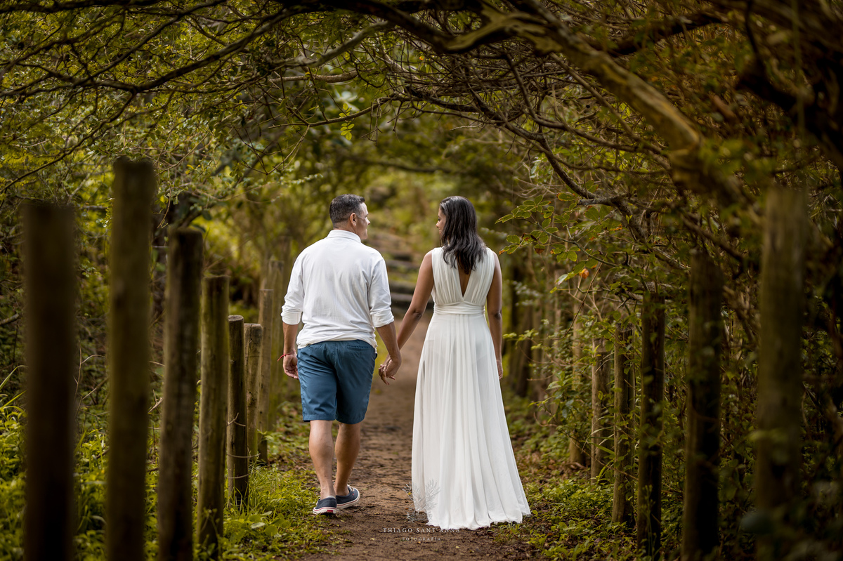 Ensaio pré wedding ambiente externo paisagem Grumari