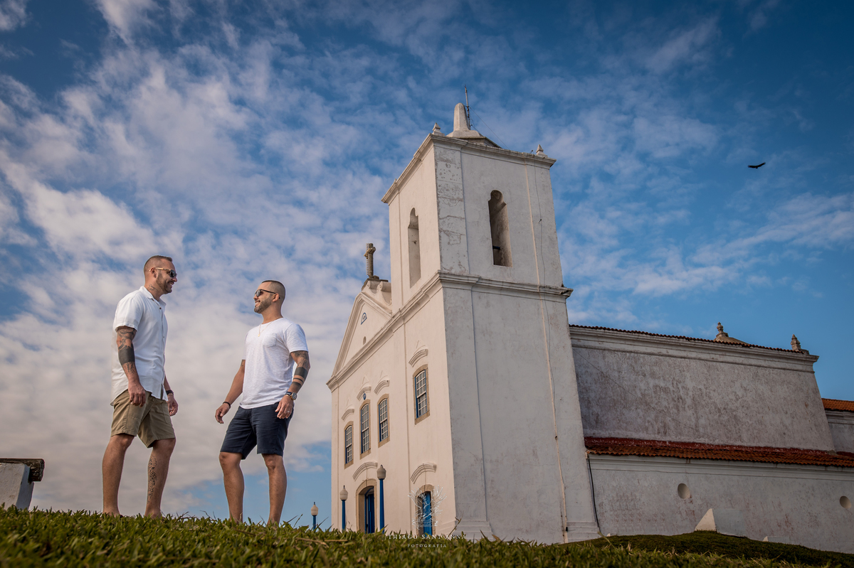 Ensaio pré wedding ambiente externo paisagem praia saquarema