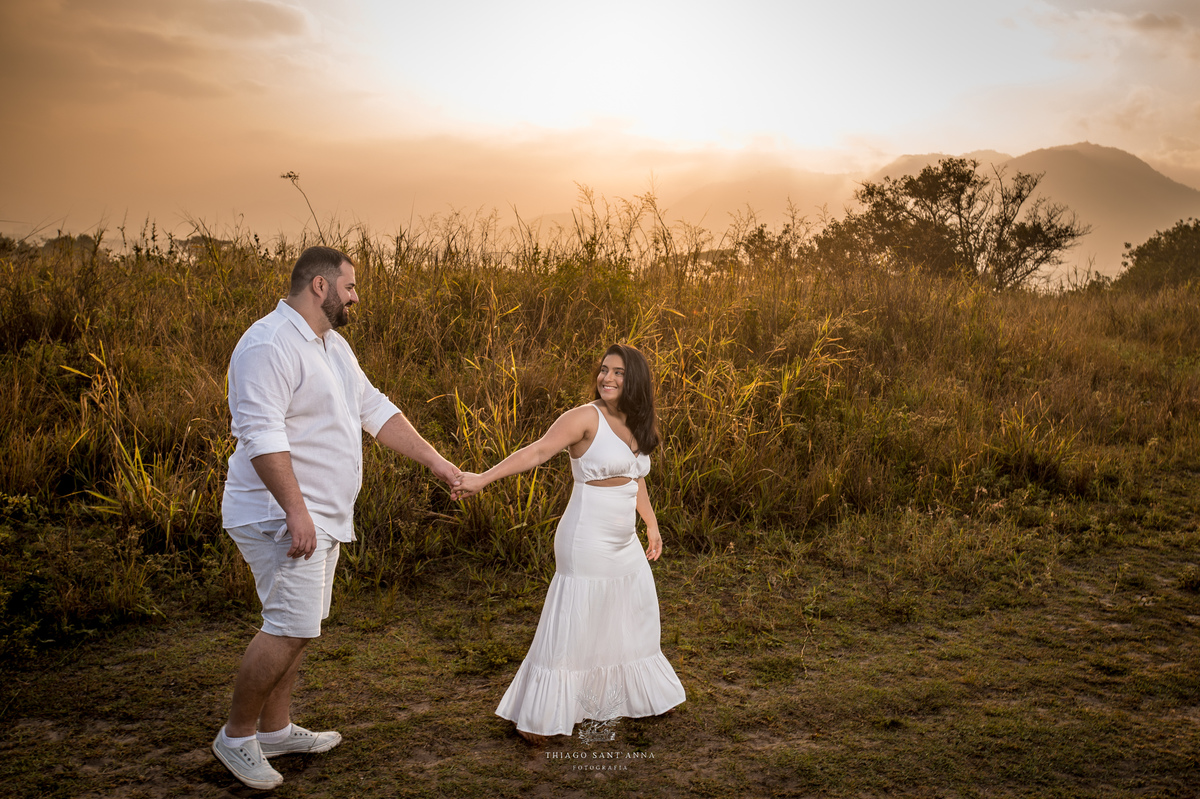 Ensaio pré wedding ambiente externo camboinhas niterói vegetação paisagem