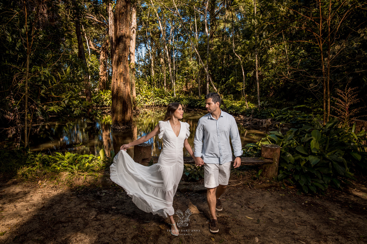 Ensaio pré wedding ambiente externo floresta da tijuca cachoeira vegetação