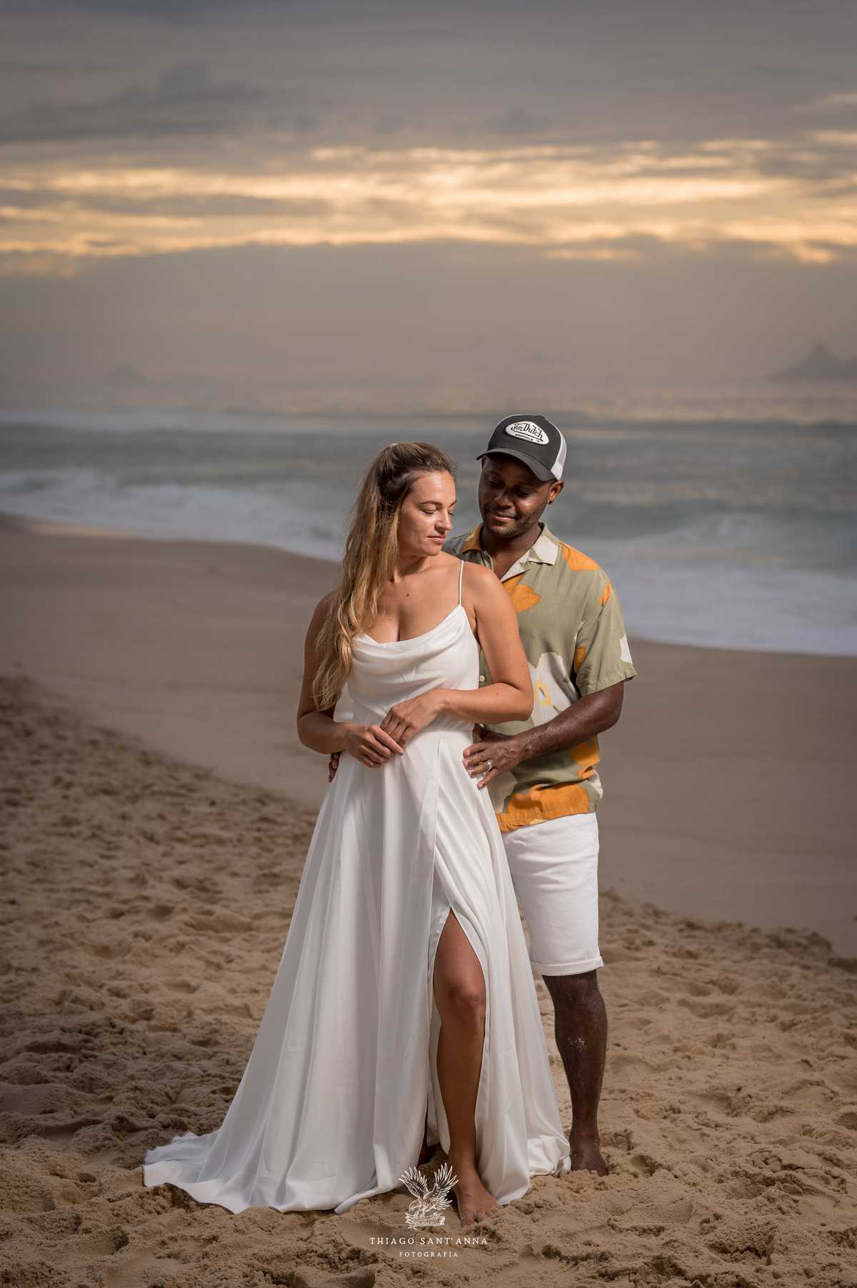 Imagem pre wedding na praia da barra