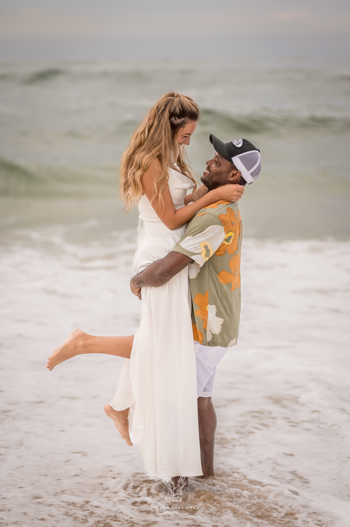 Imagem pre wedding na praia da barra