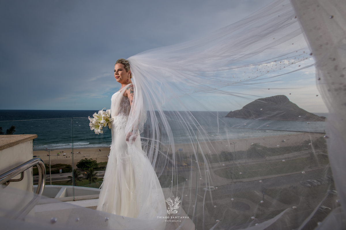 Inspiração de foto noiva com véu.