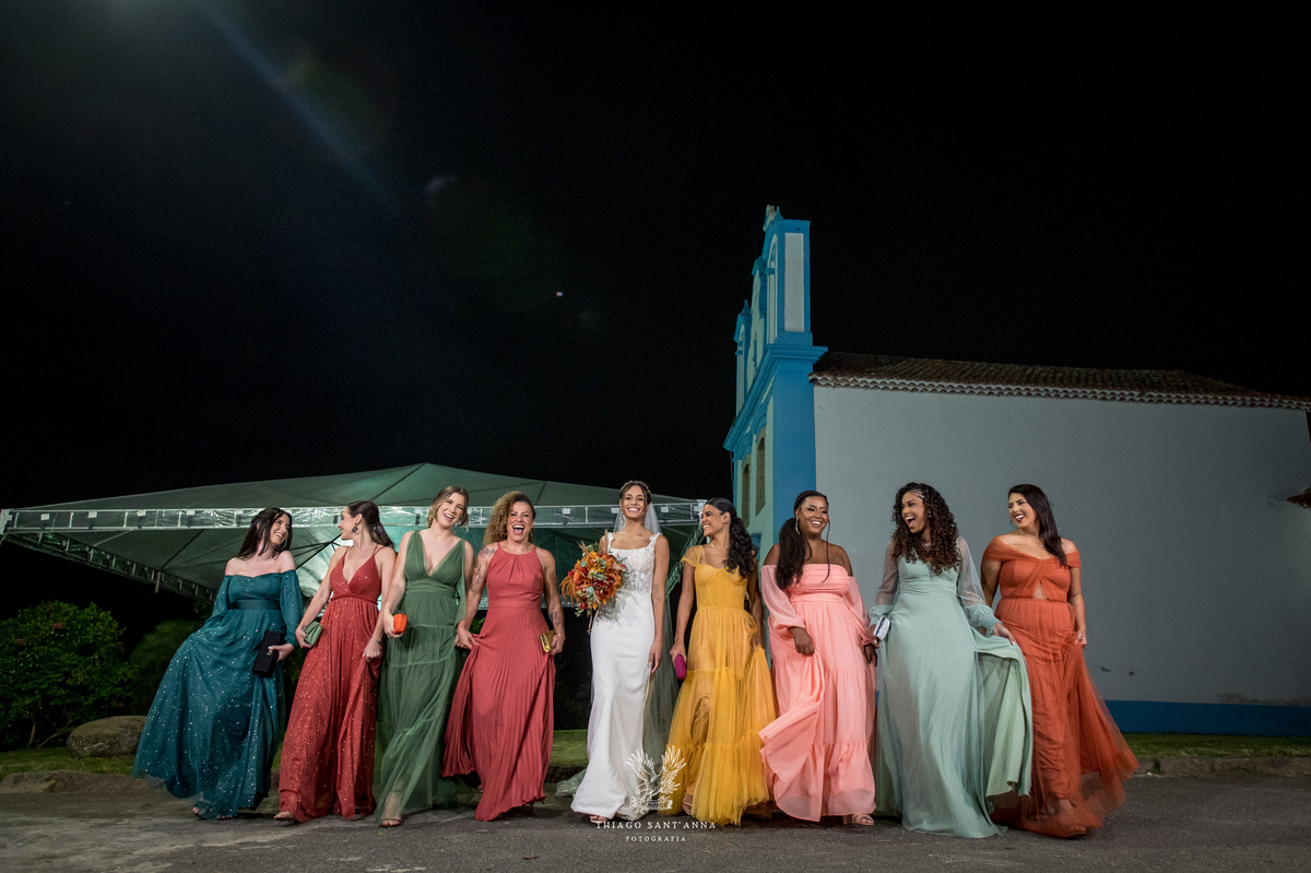 Noiva e madrinhas, ideias de vestido.