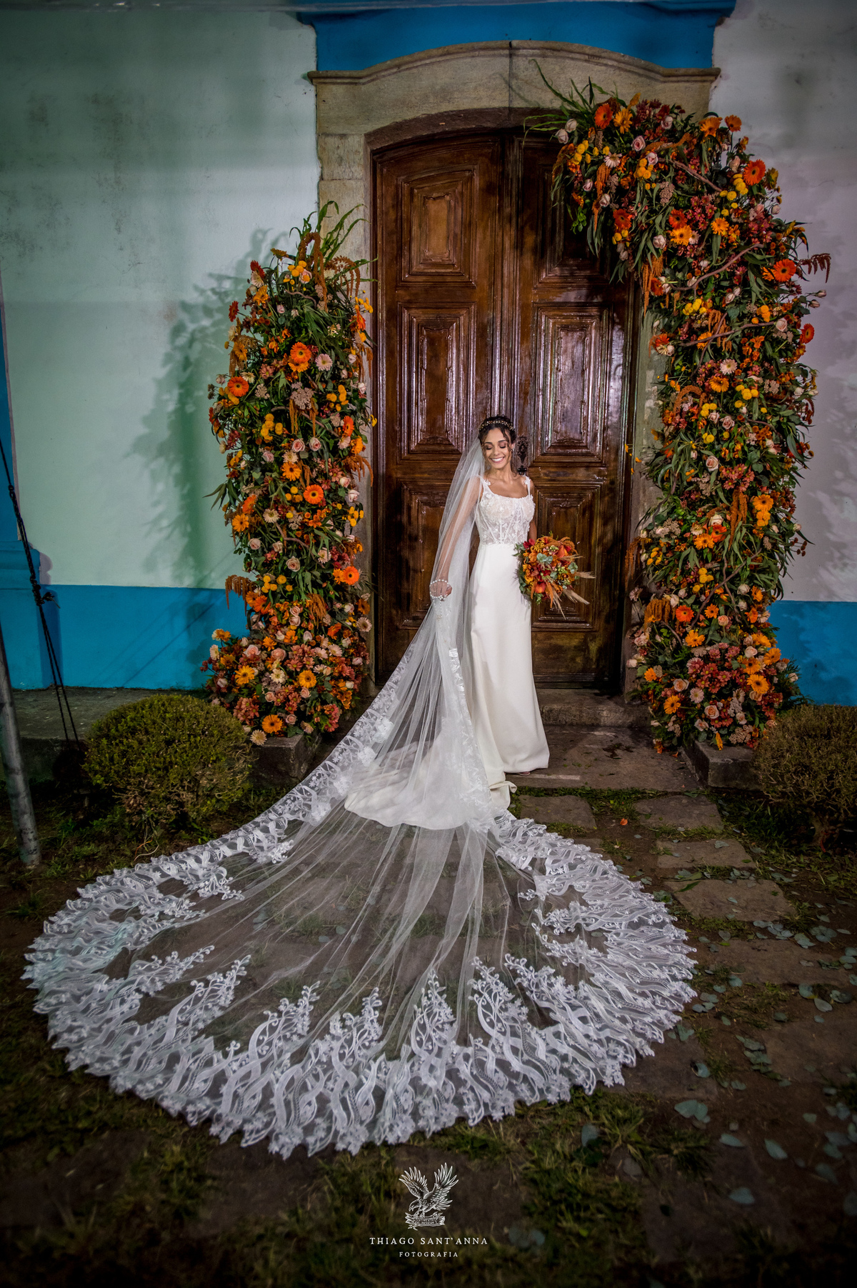 Inspiração vestido e véu casamento.