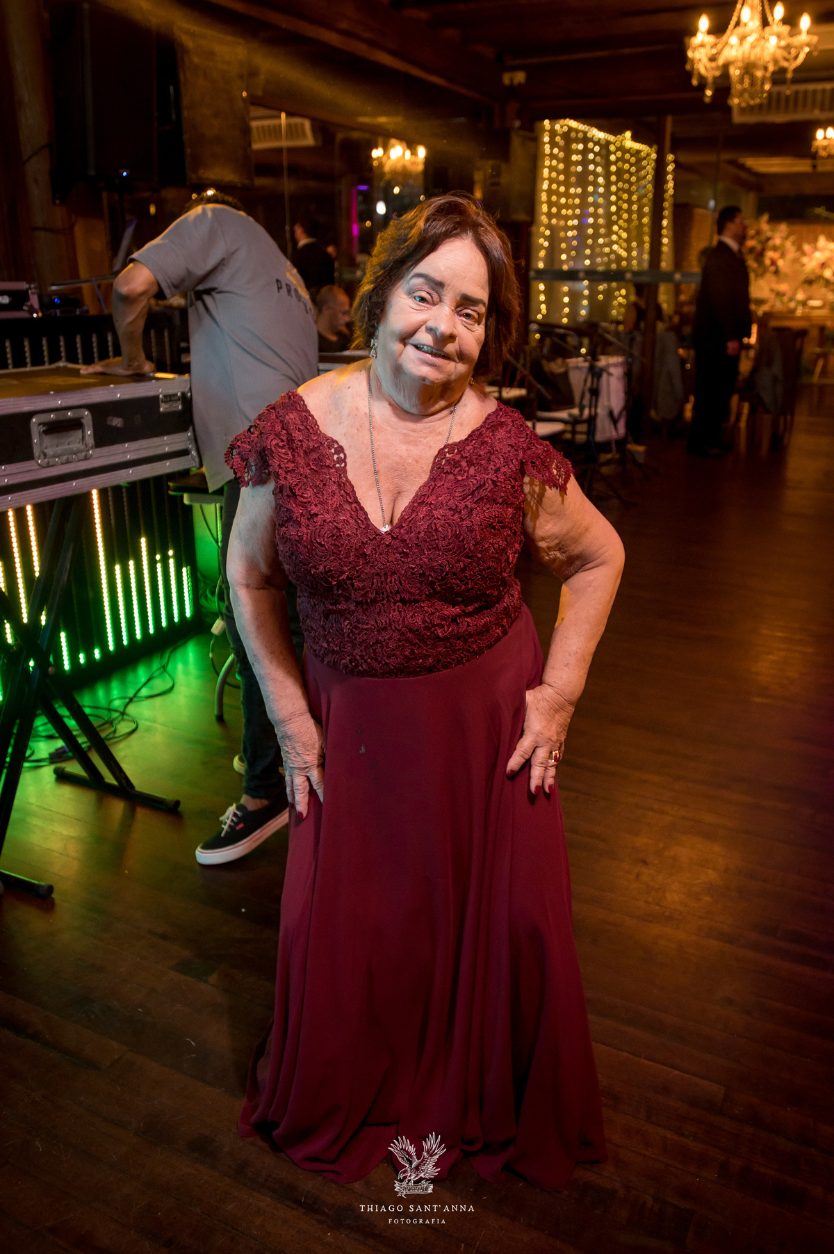 Ideias de vestido vermelho para convidada casamento.