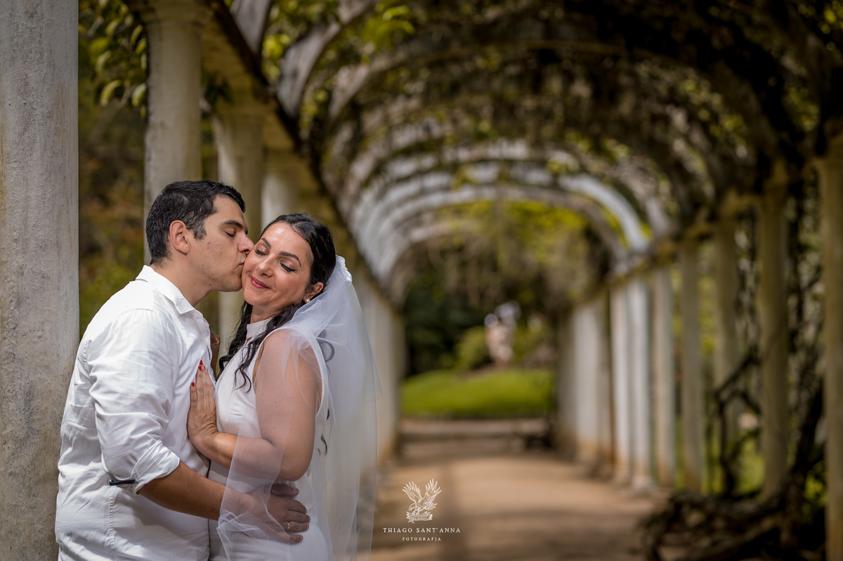 Ideia de pose em casal.