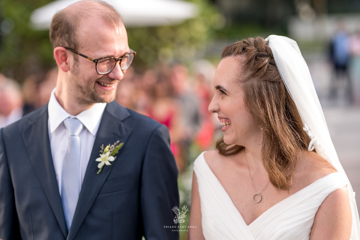 Noivos na Cerimônia de casamento.