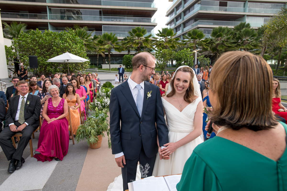 Noivos na Cerimônia de casamento.