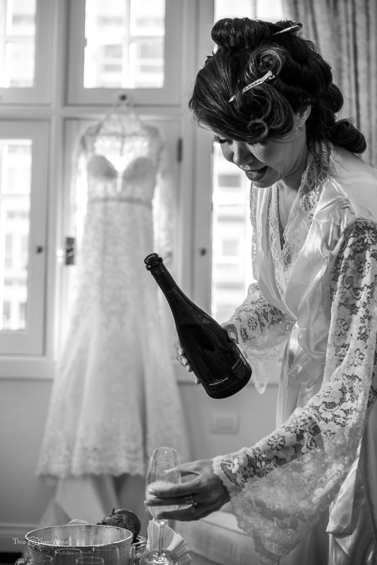 making off com champagne copacabana palace RJ