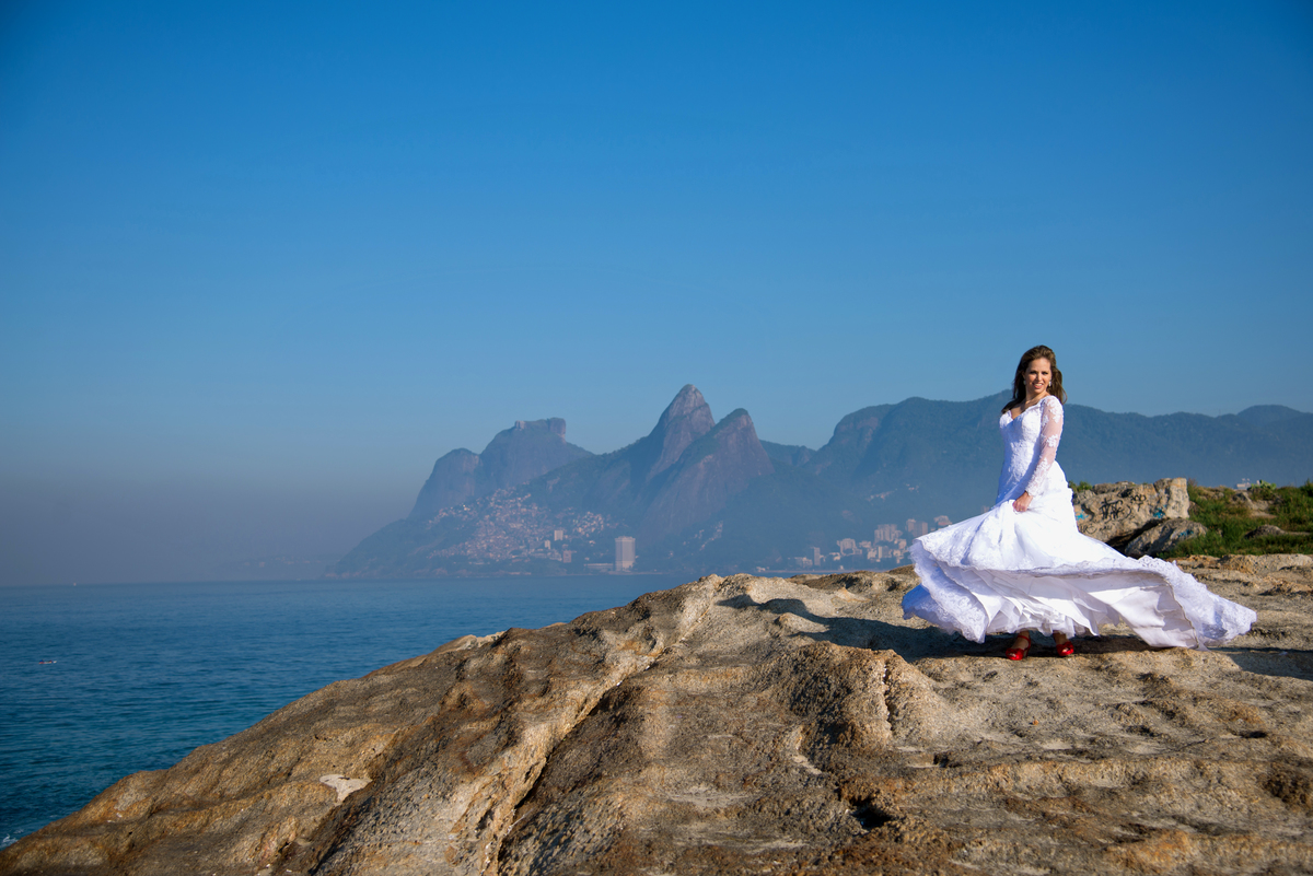 Trash th dress RJ