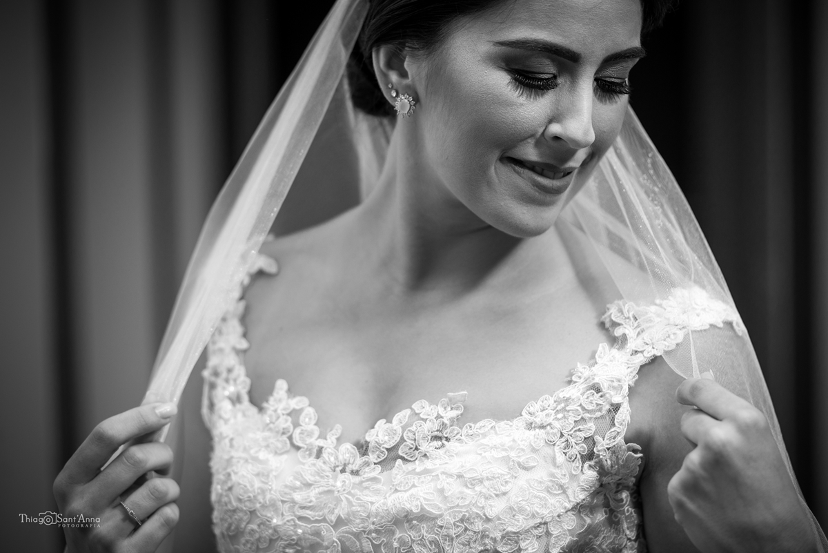Foto clássica de noiva em preto e branco