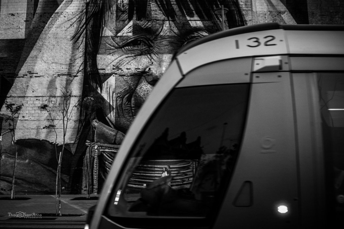 ensaio casal grafite o fundo vlt preto e branco