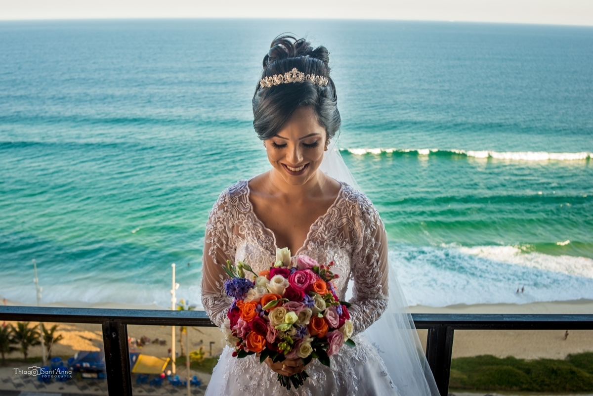 Buquê de rosas naturais coloridas