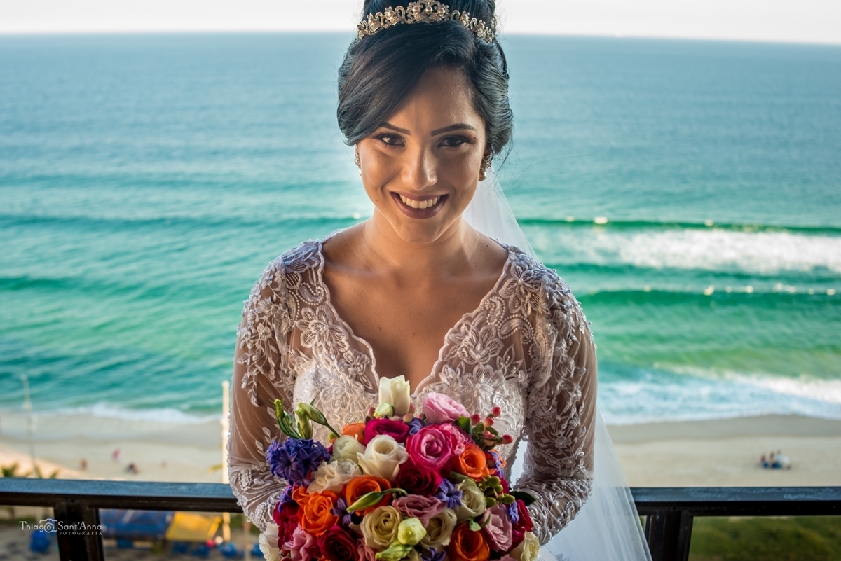 Buquê de rosas naturais colorido