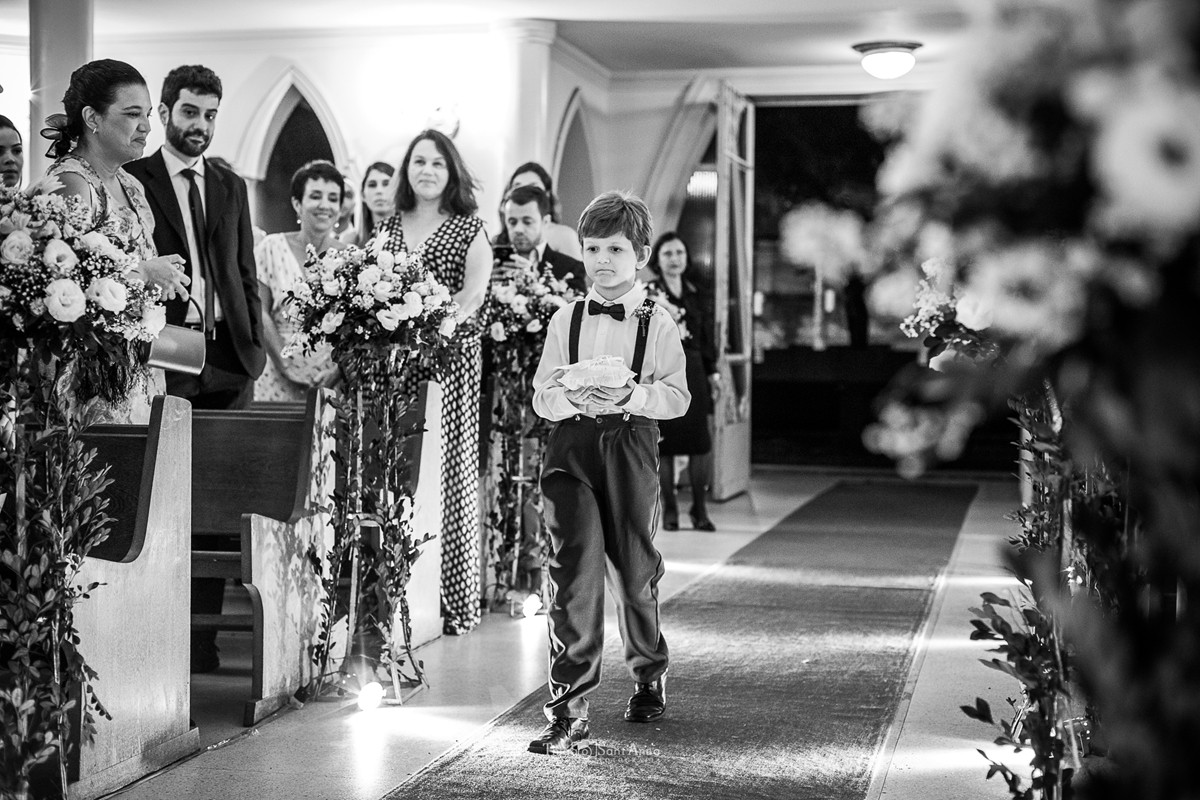 Pagem com as alianças