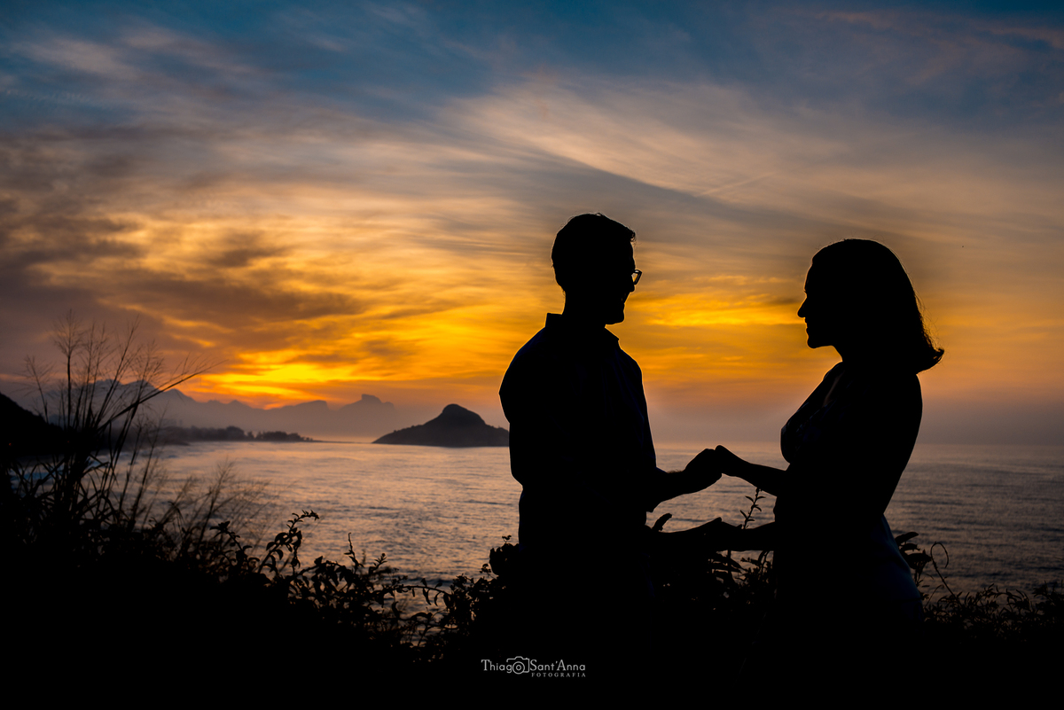 Ensaio pré casamento na praia por Thiago Sant' Anna Fotografia.