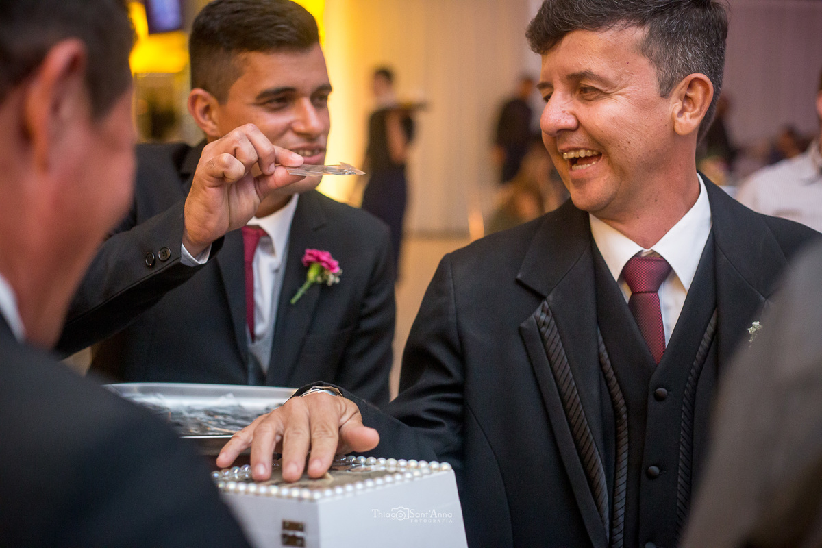 padrinhos dão risada 