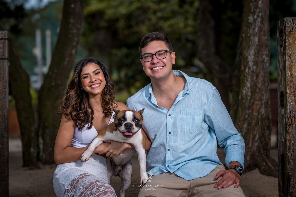 ensaio casal paisagem praia montanhas árvores pet