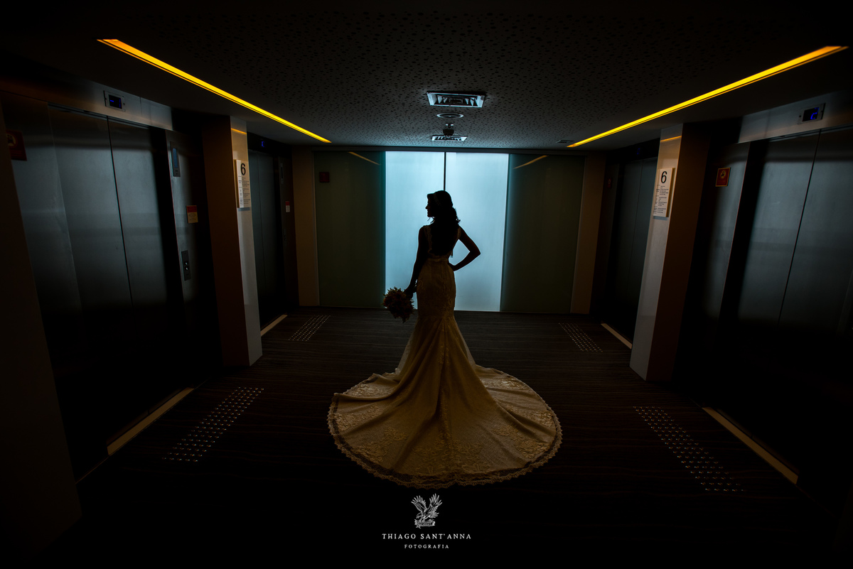 noiva corredor silhueta