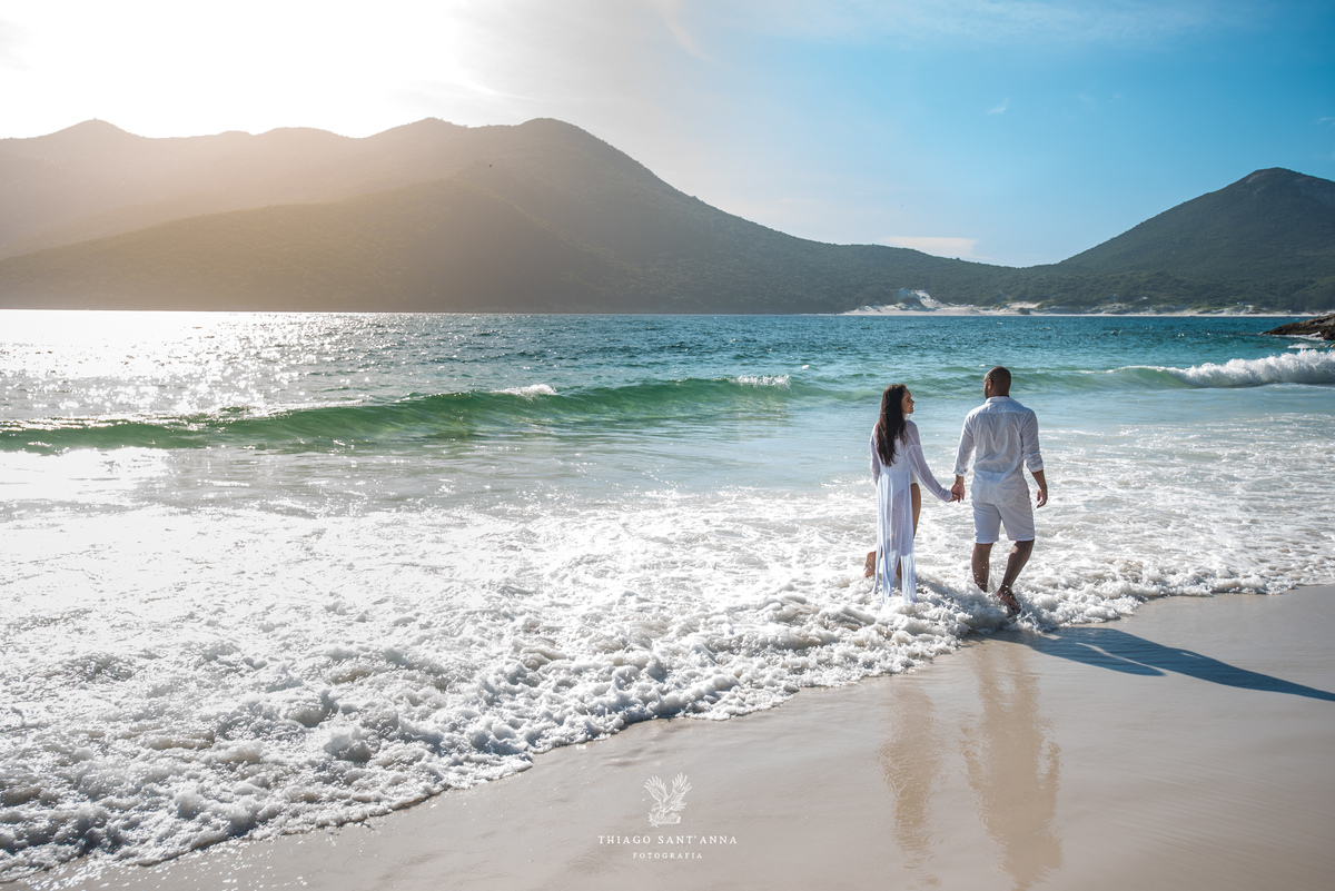 ensaio casal ambiente externo paisagem praia